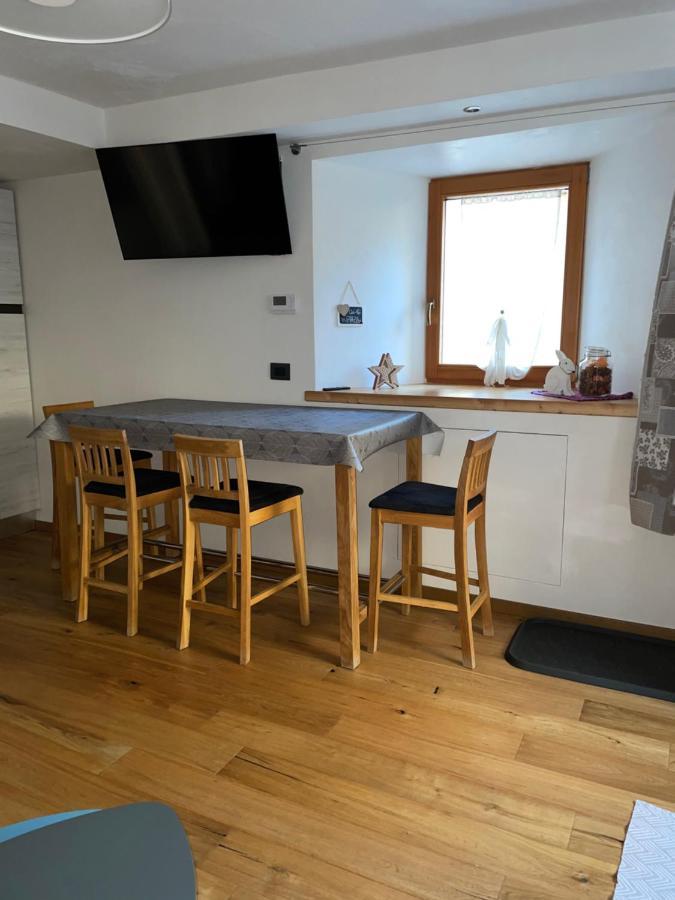 Lo Peyo Avise Apartment Bagian luar foto