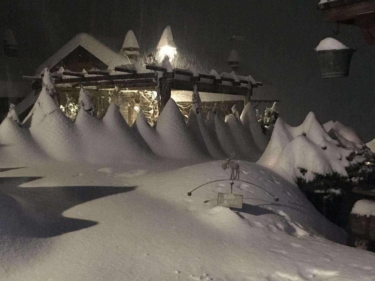 Lo Peyo Avise Apartment Bagian luar foto